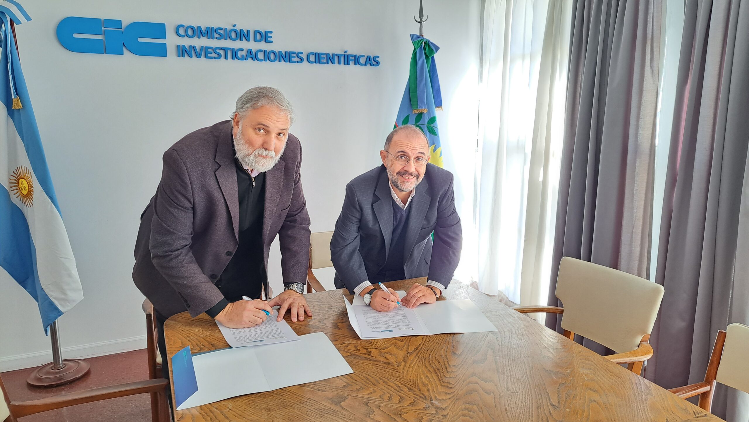 En este momento estás viendo La UNSAdA adhirió al sistema de Becas Doctorales Cofinanciadas de la CIC<p class = "resumen">Serán dirigidas a las primeras graduadas y primeros  graduados de universidad.</p>