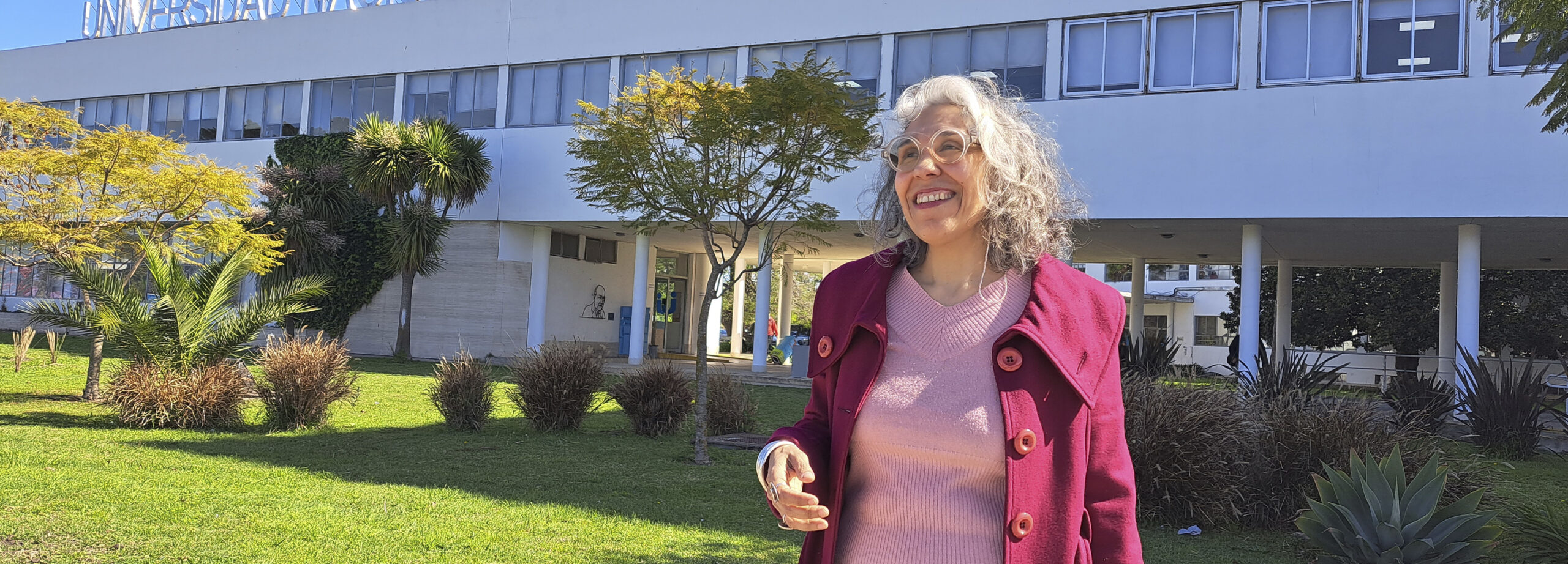 En este momento estás viendo Mirta Amati: “Durante mucho tiempo la ciencia evitó hablar de Malvinas”<p class = "resumen">En dialogo con Soberanía Científica, Mirta Amati, investigadora asociada a la CIC y directora del Programa de Malvinas, Atlántico Sur y Patagonia de la Universidad Nacional Arturo Jauretche analiza de qué manera se juegan los sentidos que rodean a Malvinas en la actualidad ¿Por qué investigar Malvinas desde la universidad? ¿Qué significa “malvinizar”? ¿Por qué la ciencia evitó hablar de Malvinas?</p>