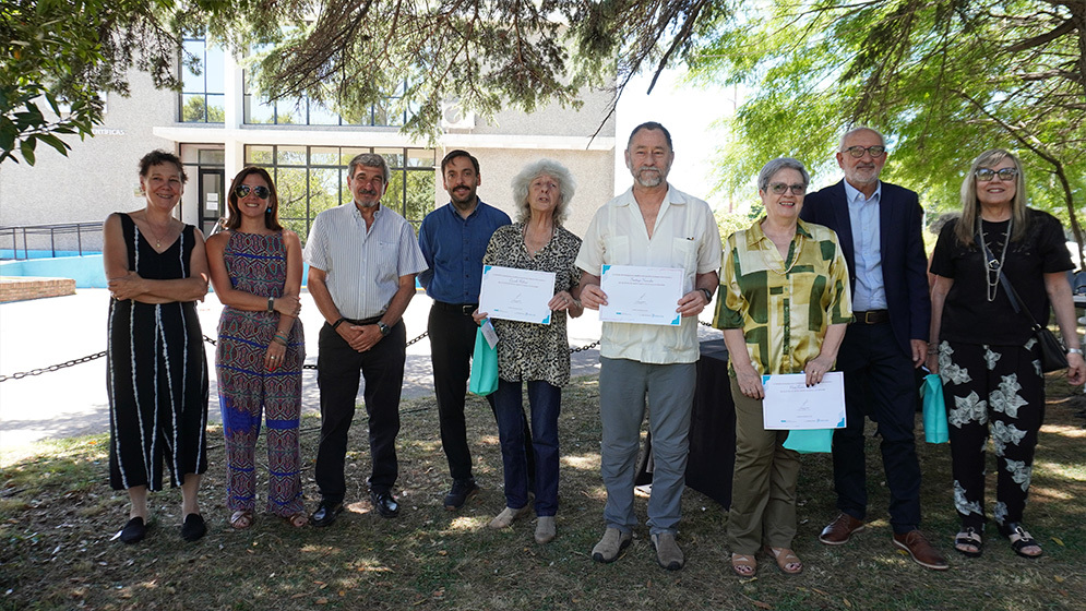 Lee más sobre el artículo La CIC entregó reconocimientos a investigadoras e investigadores